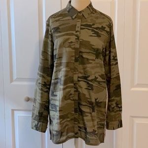 Johnny Was- Workshop- S- Green Camo Print L/S Shirt w/ Silk Back- Button Down
